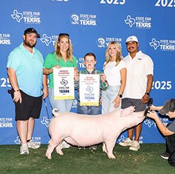 champion landrace gilt 
2025 Pan American TX State Fair