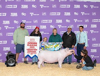 Grand Champion team purebred gilt & champion Chester
2025 Team Purebred Junior Classic